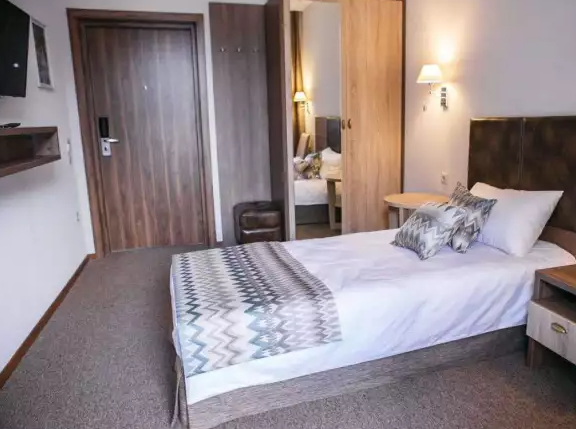 Одноместный с видом на горы. Гостиница «Andersen Hotel». Домбай-гостиницы