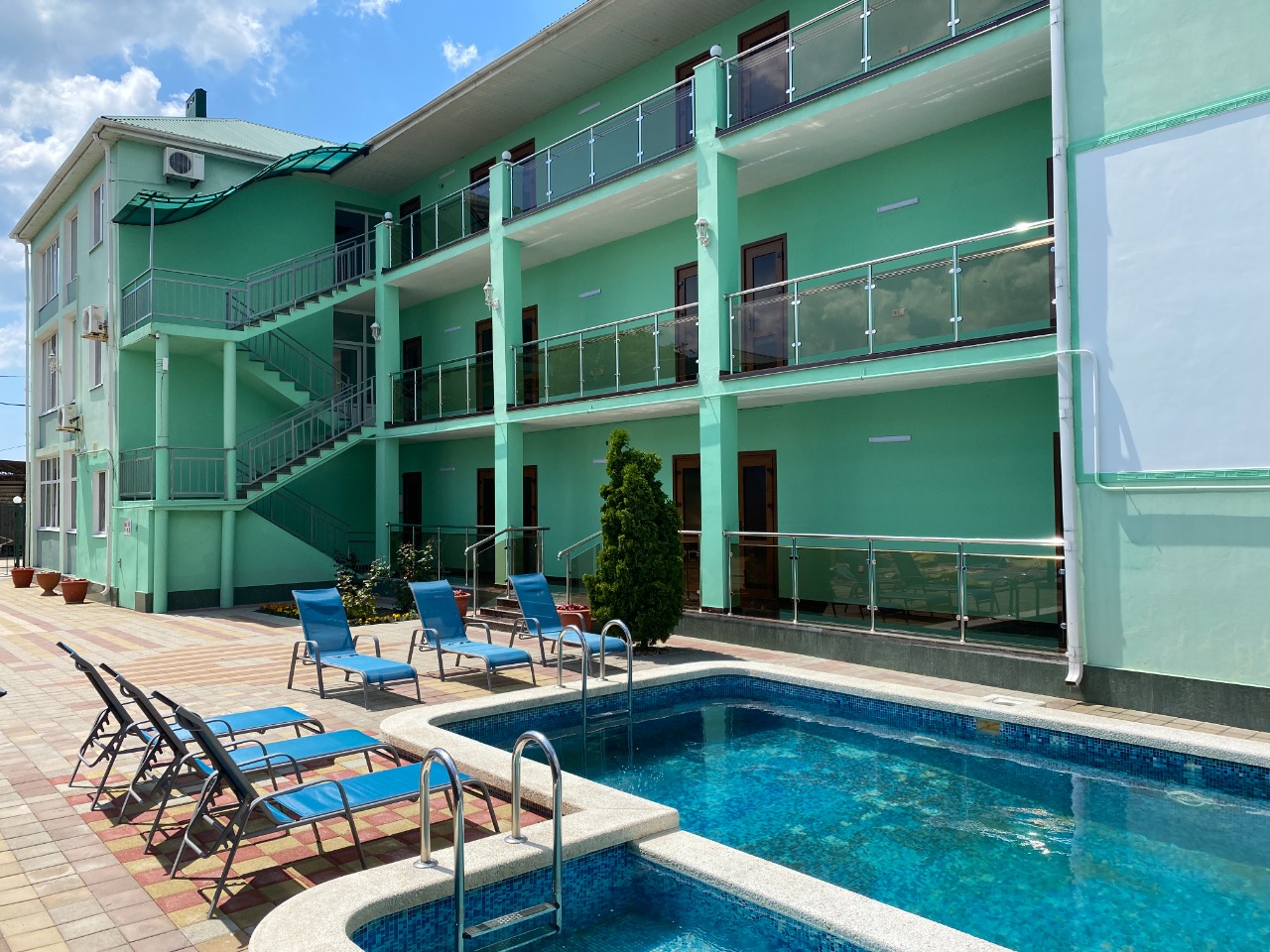 . Гостевой дом "Спартак". Витязево . Гостевой дом "Спартак". Витязево