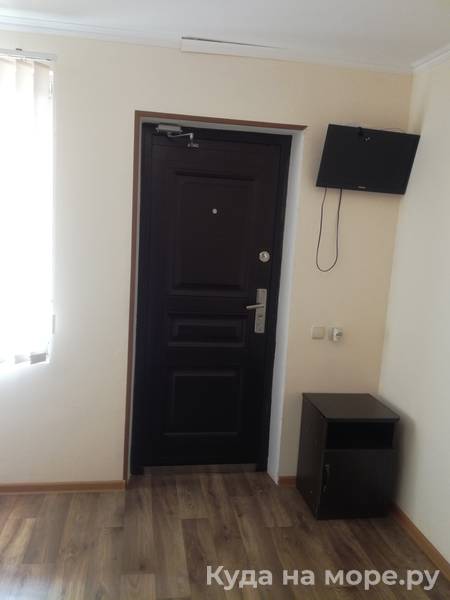 3-х местный «Комфорт». Гостевой двор в п. Приморское. Новый Афон