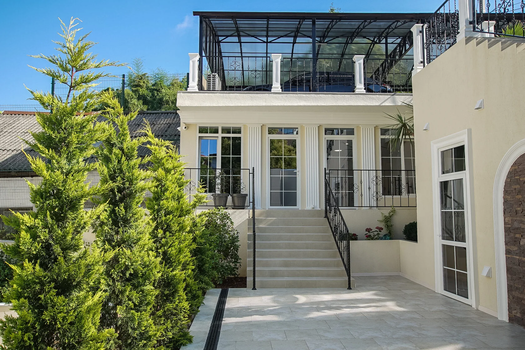 . Гостиница "The White Residence". Сочи