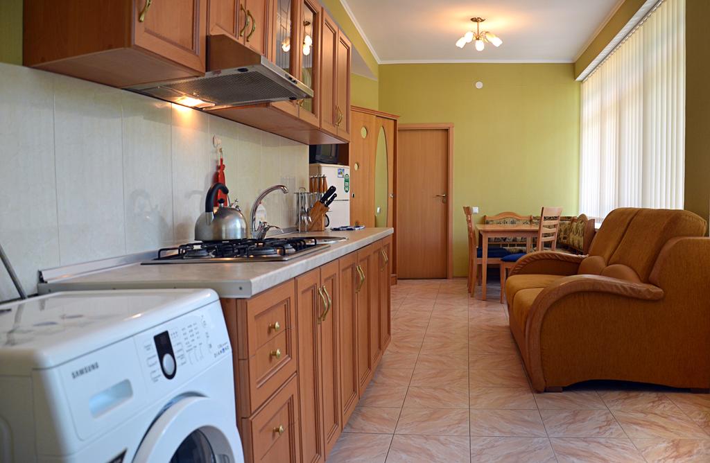 Апартаменты. Гостевой дом У Александра. Ялта