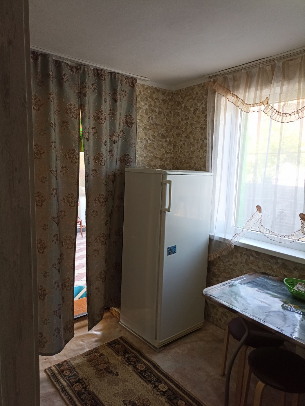 . Гостевой дом Солнечный. Ейск