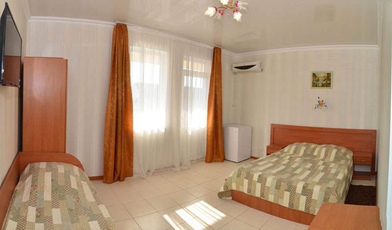 3-местный номер. Гостевой дом «Риф». Заозерное