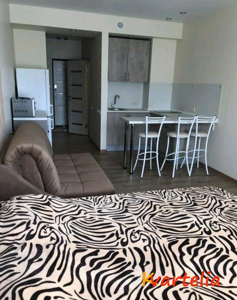 Квартира под ключ. Квартира в многоквартирном доме Студия в Ялте. Ялта