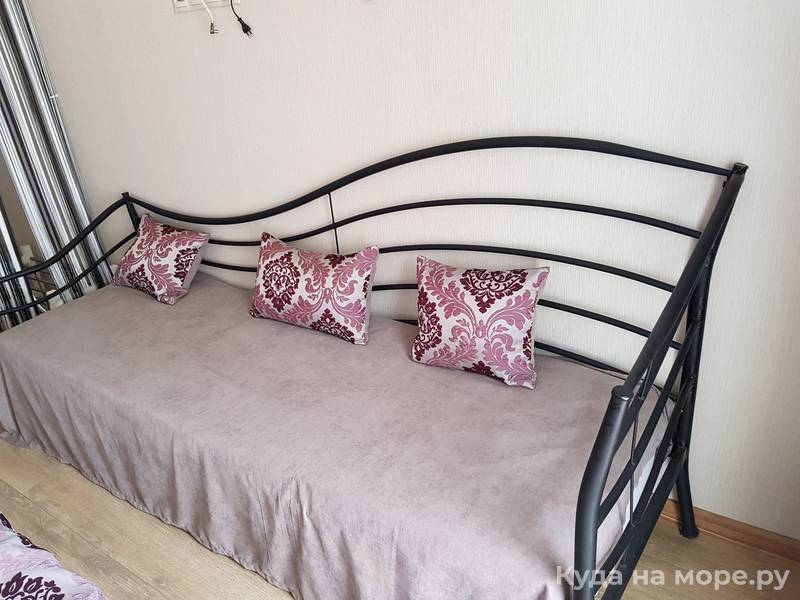 2-х местный номер с балконом. Частный сектор "Жемчужина взморья". Гагра 2-х местный номер с балконом. Частный сектор "Жемчужина взморья". Гагра