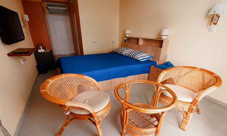 УЛУЧШЕННЫЙ СТАНДАРТ ВИДОВОЙ. Отель "Юрзуф". Гурзуф УЛУЧШЕННЫЙ СТАНДАРТ ВИДОВОЙ. Отель "Юрзуф". Гурзуф