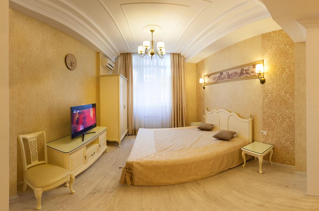 . Гостевой дом Да Винчи. Ялта