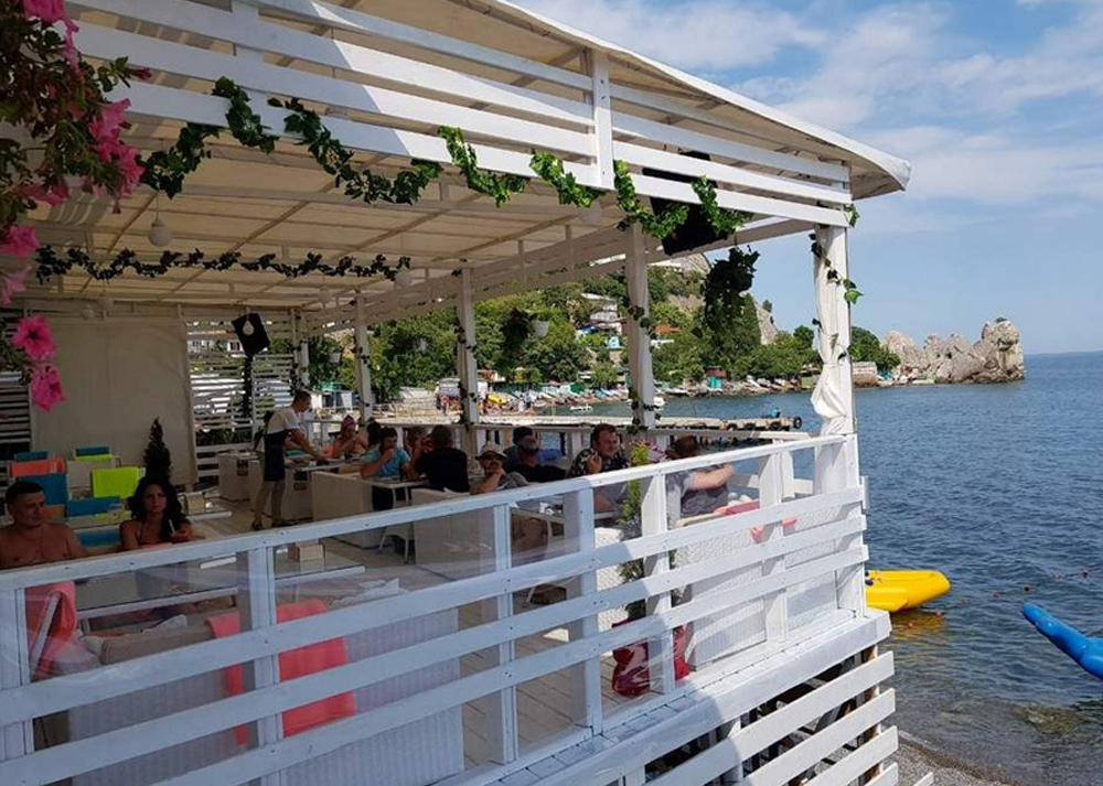 . Гостиница «Gurzuf Sunrise Hotel». Гурзуф . Гостиница «Gurzuf Sunrise Hotel». Гурзуф