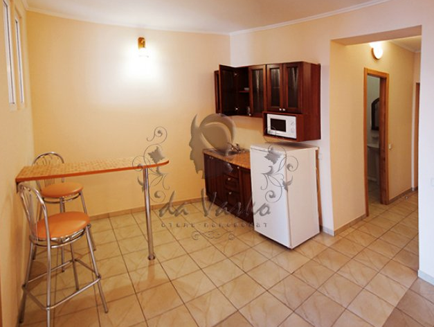 Апартаменты с мини-кухней, двухкомнатные,2 кровати. Отель "Da Vasko". Семидворье