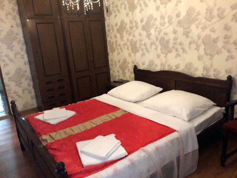 3х-комнатная квартира . Квартира в многоквартирном доме "Апартаменты с повышенным комфортом". Гудаута