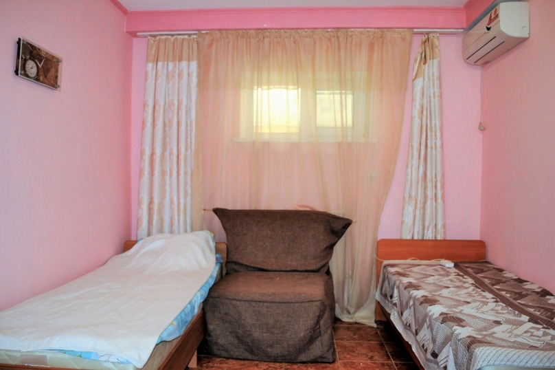 2х.местный с завтраком август . Гостевой дом У Георгия . Витязево 2х.местный с завтраком август . Гостевой дом У Георгия . Витязево