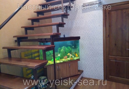 Двухкомнатный номер. Гостевой дом на Кропоткина 39. Ейск