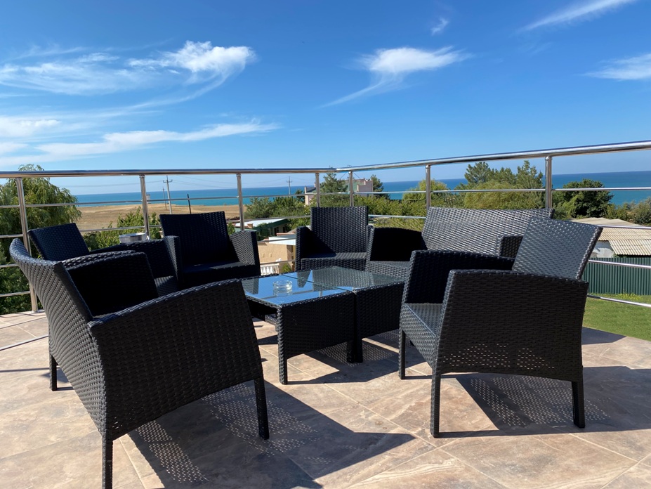 . Отель У Моря с бассейном. Евпатория