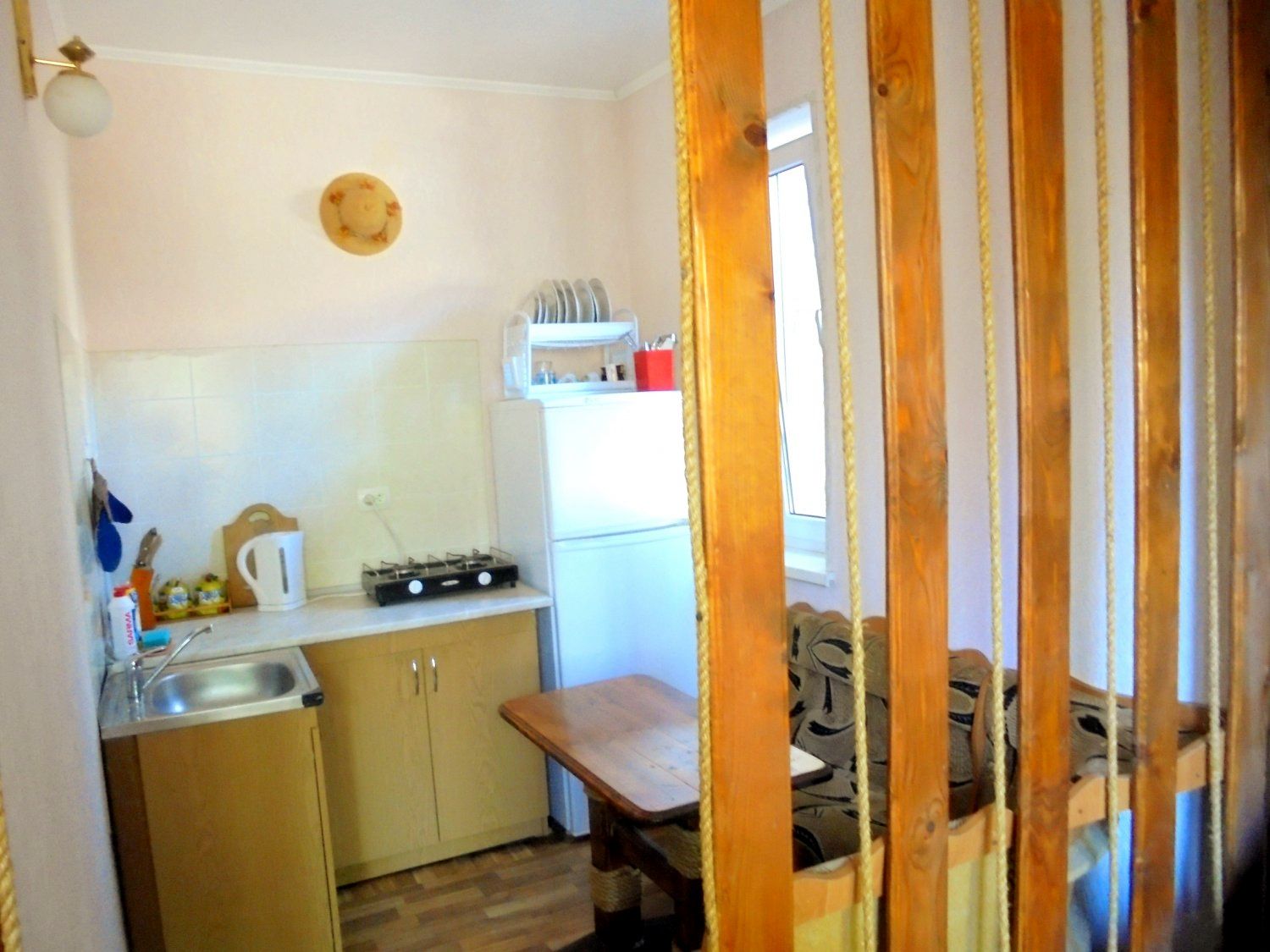 . Дом под ключ  Домик для семейного отдыха на 2-4 человека.. Феодосия