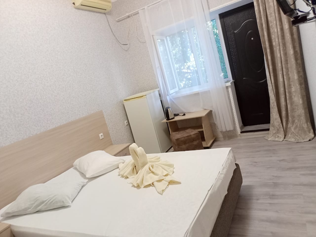 . Отель Встреча . Пляхо