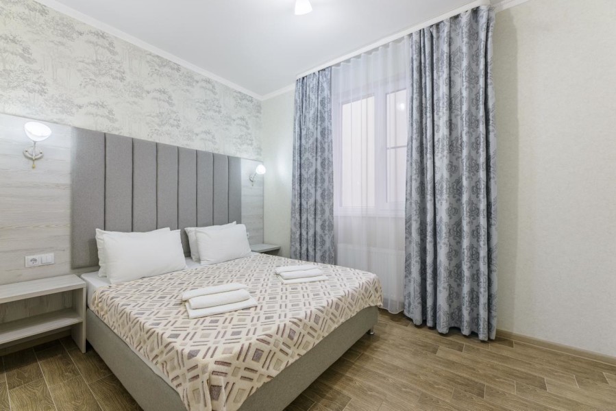 4-х местный, 2-х ком Люкс с балконом. Отель White Hotel. Витязево