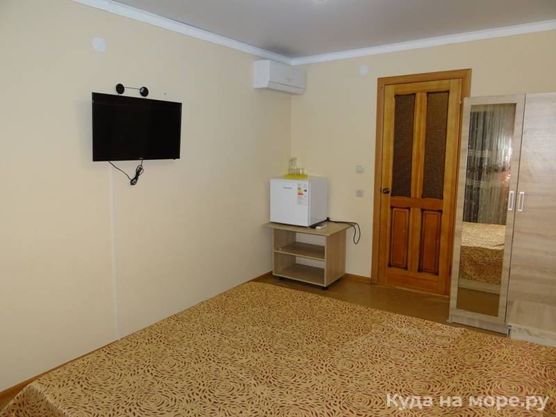 Двухместный стандарт. Гостевой дом Жемчужина. Сухум