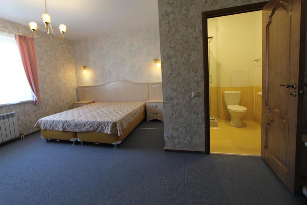 Трехместный номер с балконом отель 