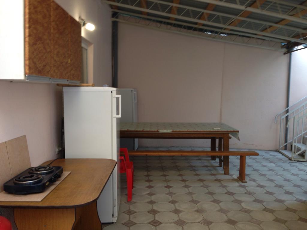 . Гостевой дом Надежда в Гаграх. Гагра