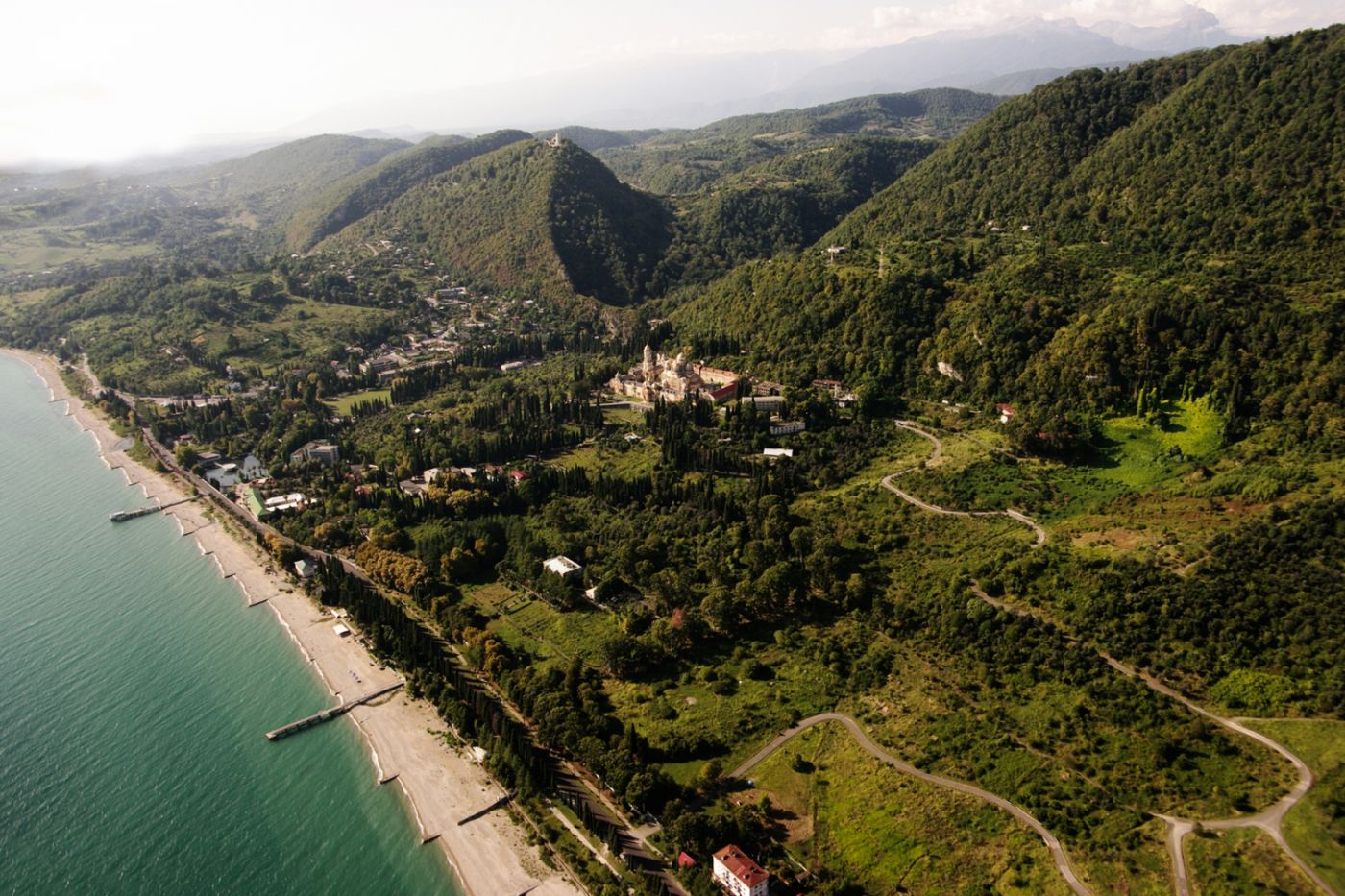 . Частный сектор Лавровый лист. Новый Афон