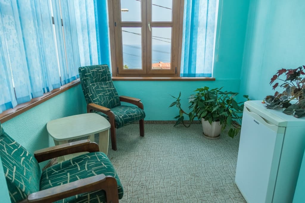 ПОЛУЛЮКС №3. Гостиница Аквилон. Алупка