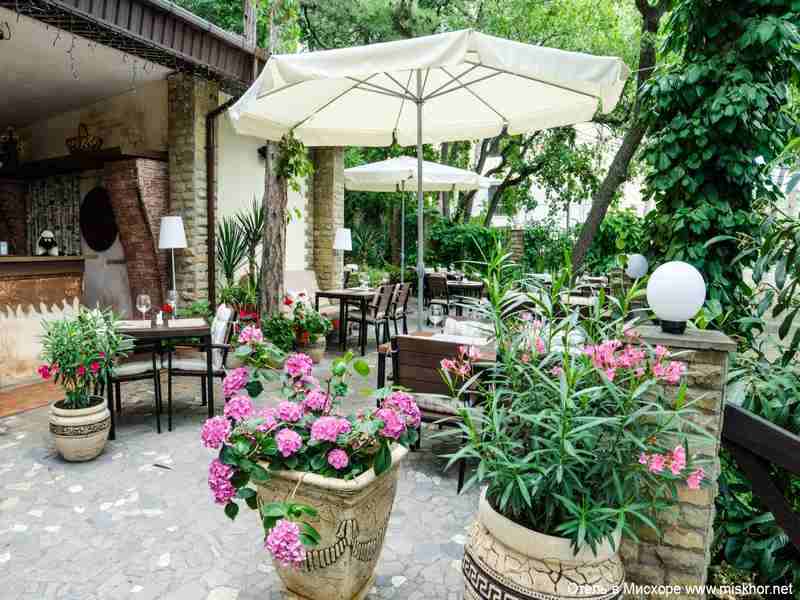 . Отель Вилла Сосновый бор. Гаспра