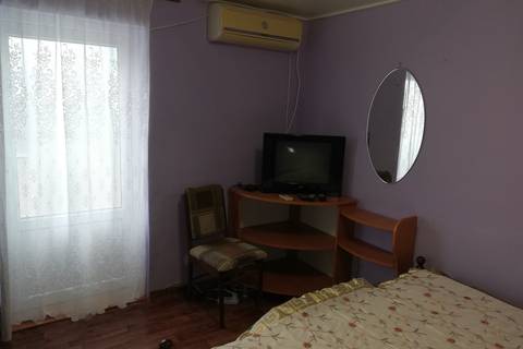 3-х местный номер (№ 2). Гостевой дом «У Татьяны». Береговое