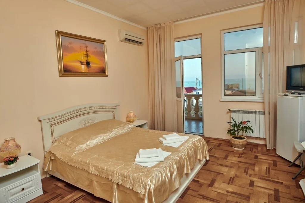 Стандарт. Отель Глобус. Лоо Стандарт. Отель Глобус. Лоо