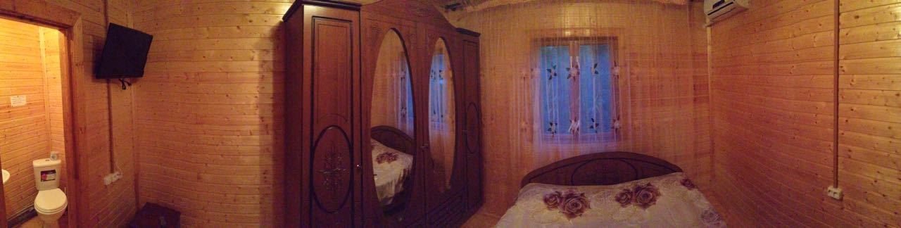 . Гостевой дом У Ирины. Пицунда