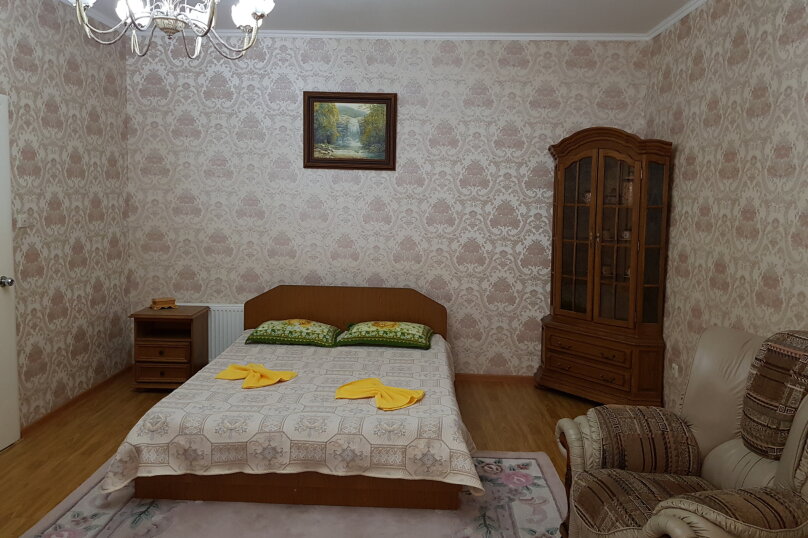 Номер улучшенный двухкомнатный . Гостевой дом Фортуна. Анапа