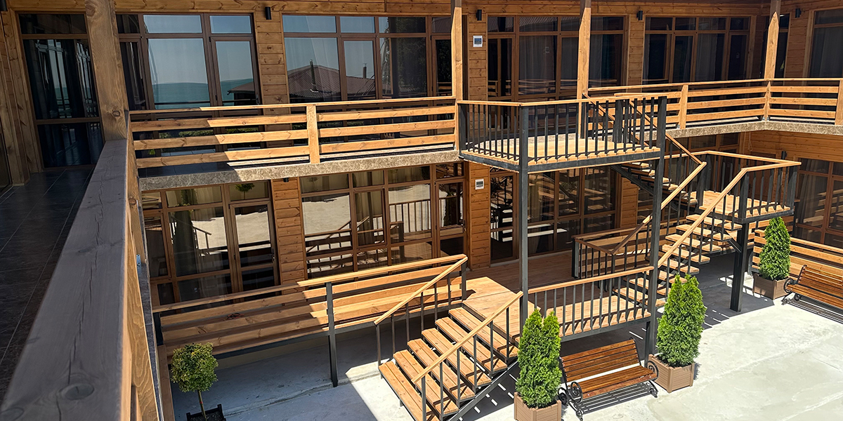 . Лилия. Гудаута . Лилия. Гудаута