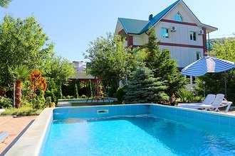 . Гостевой дом "Сибирячка". Ольгинка