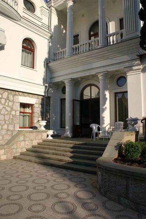. Вилла "Ренессанс". Кореиз