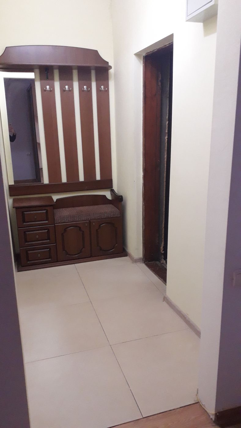 . Квартира в многоквартирном доме однокомнатная Агрба 58. Гудаута