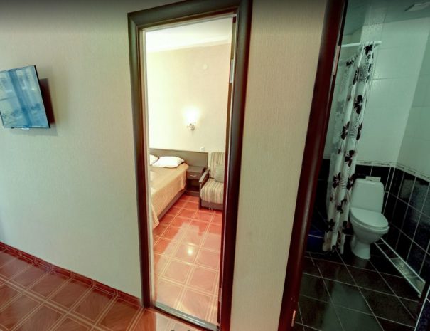 Люкс двухкомнатный 5-местный. Отель "Родос" . Витязево