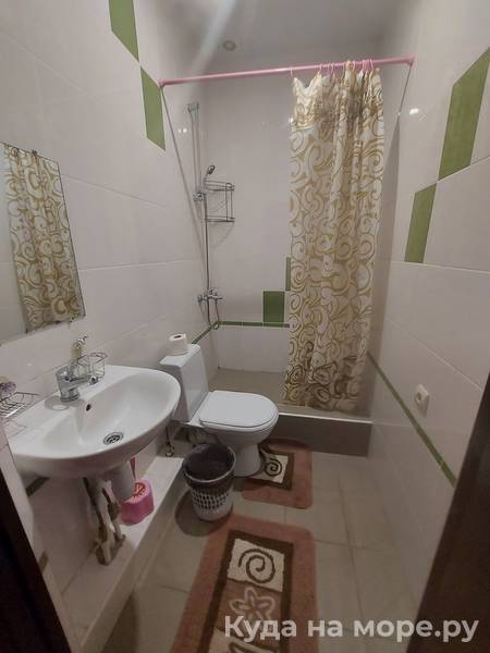 Стандартный трёхместный номер с 3-мя кроватями. Гостевой дом "Нур". Ольгинка Стандартный трёхместный номер с 3-мя кроватями. Гостевой дом "Нур". Ольгинка