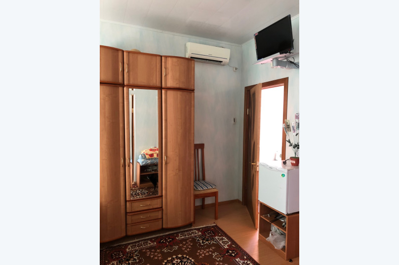 . Гостевой дом Морская 15. Голубицкая