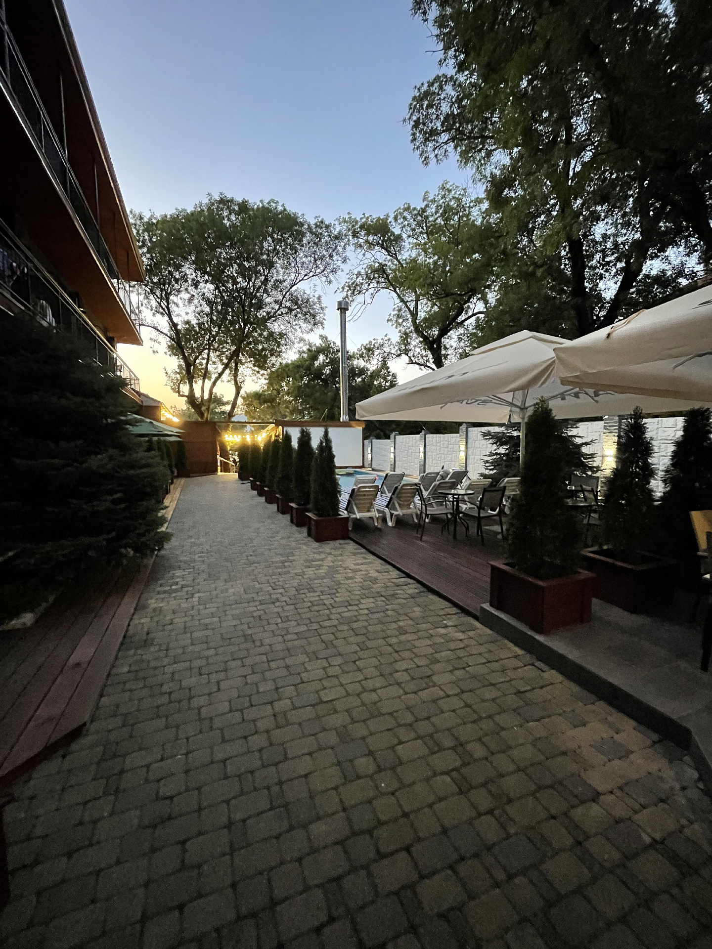 . Отель «БРЮТ». Геленджик