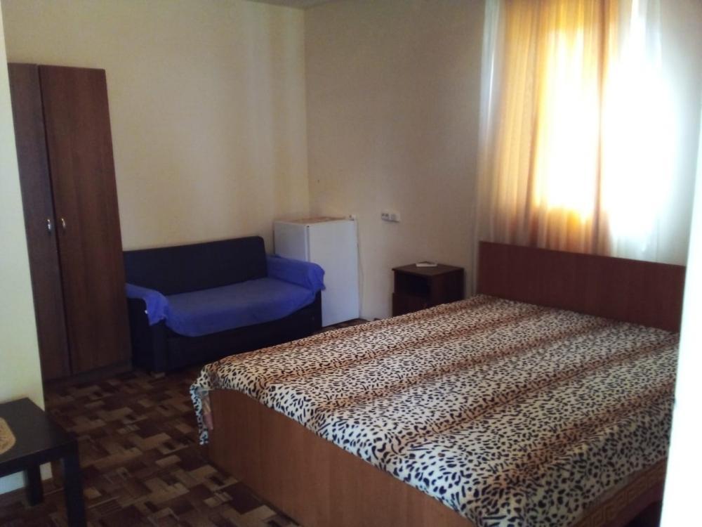 . Гостевой дом Агрба 2. Пицунда