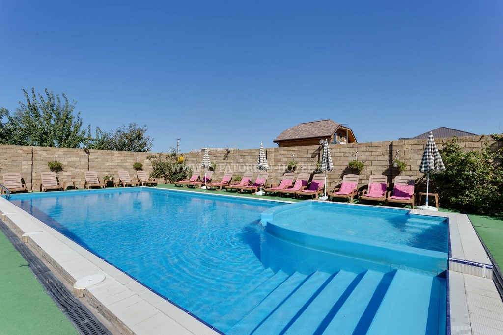 . Бутик-отель "Евпаторион". Заозерное