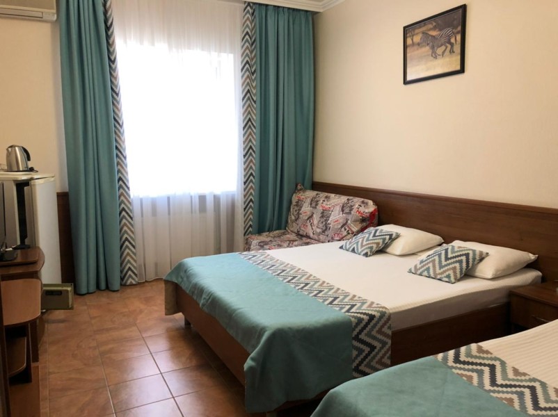 Стандартный 3-х местный. Гостевой дом "Садко" на Астраханской. Анапа