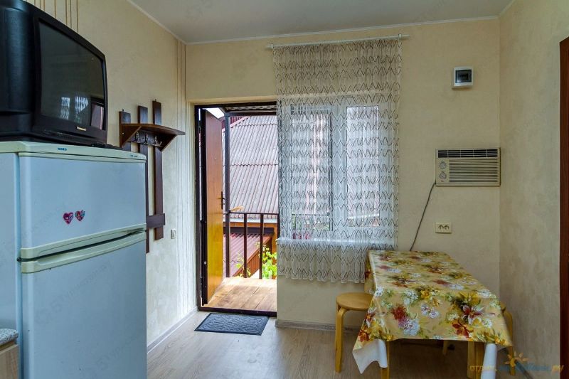 2 х местный. Частный сектор "Жемчужинка". Небуг