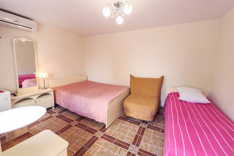 Четырехместный эконом. Гостевой дом «Солнечный берег». Архипо-Осиповка