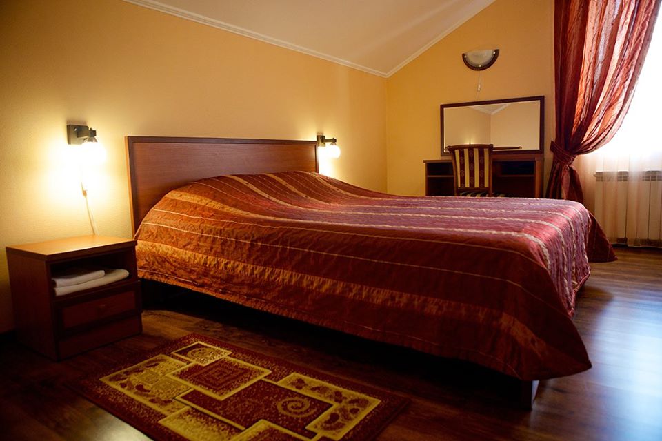 Двухкомнатный люкс. Мини-отель "Бриг". Темрюк Двухкомнатный люкс. Мини-отель "Бриг". Темрюк