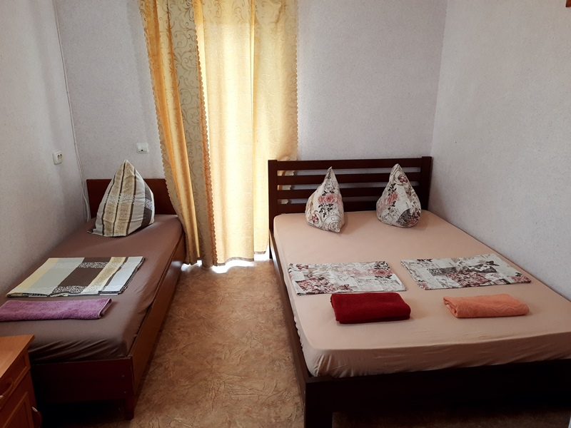 «Люкс» 2-4х местный. Гостевой дом Парус. Коктебель