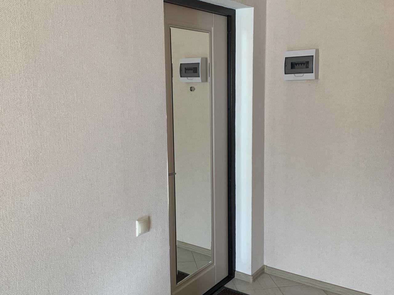 . Квартира в многоквартирном доме Апартаменты в центре. Туапсе