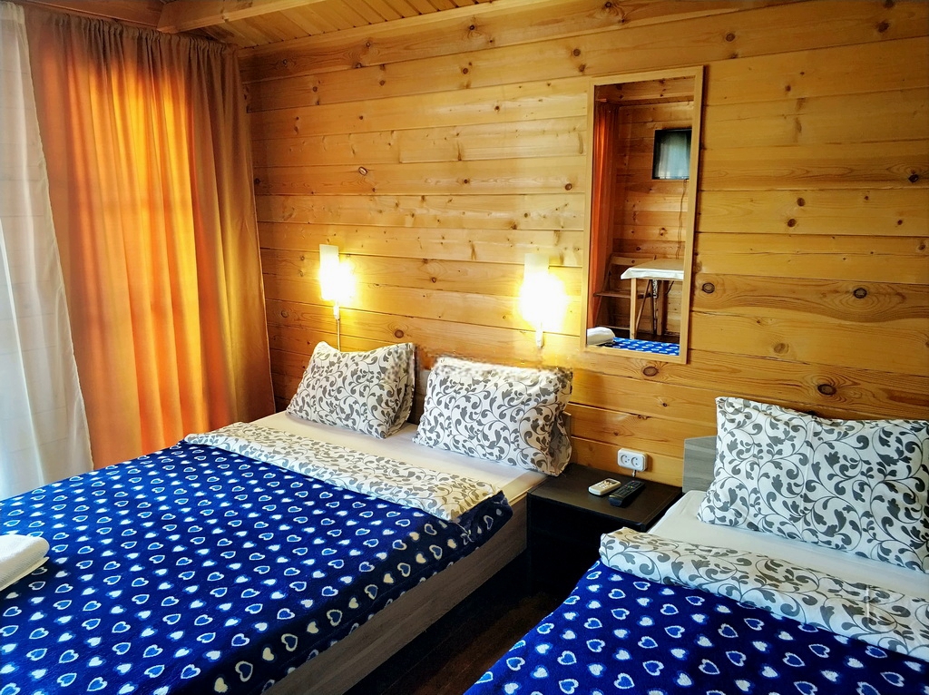 . Гостевые домики "Парадиз" в Новом Афоне рядом с морем. Новый Афон