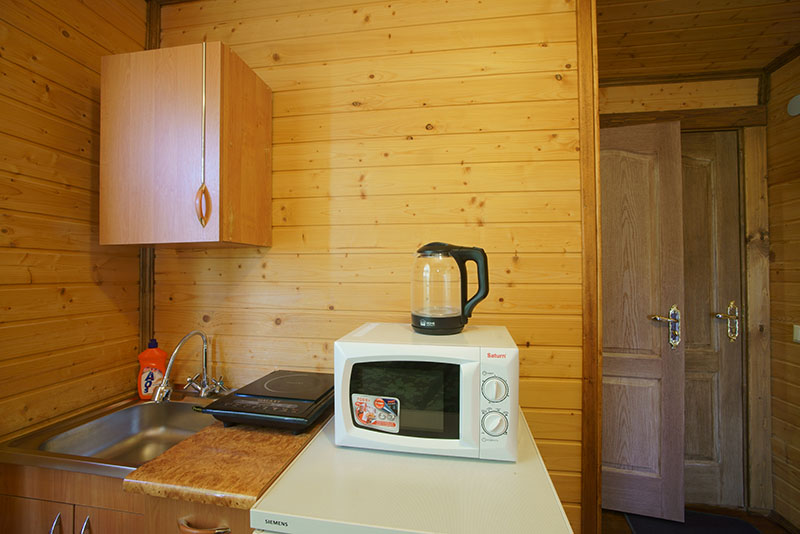 3-местный 2 комнатный с мини кухней. Вилла «Коруна». Алушта