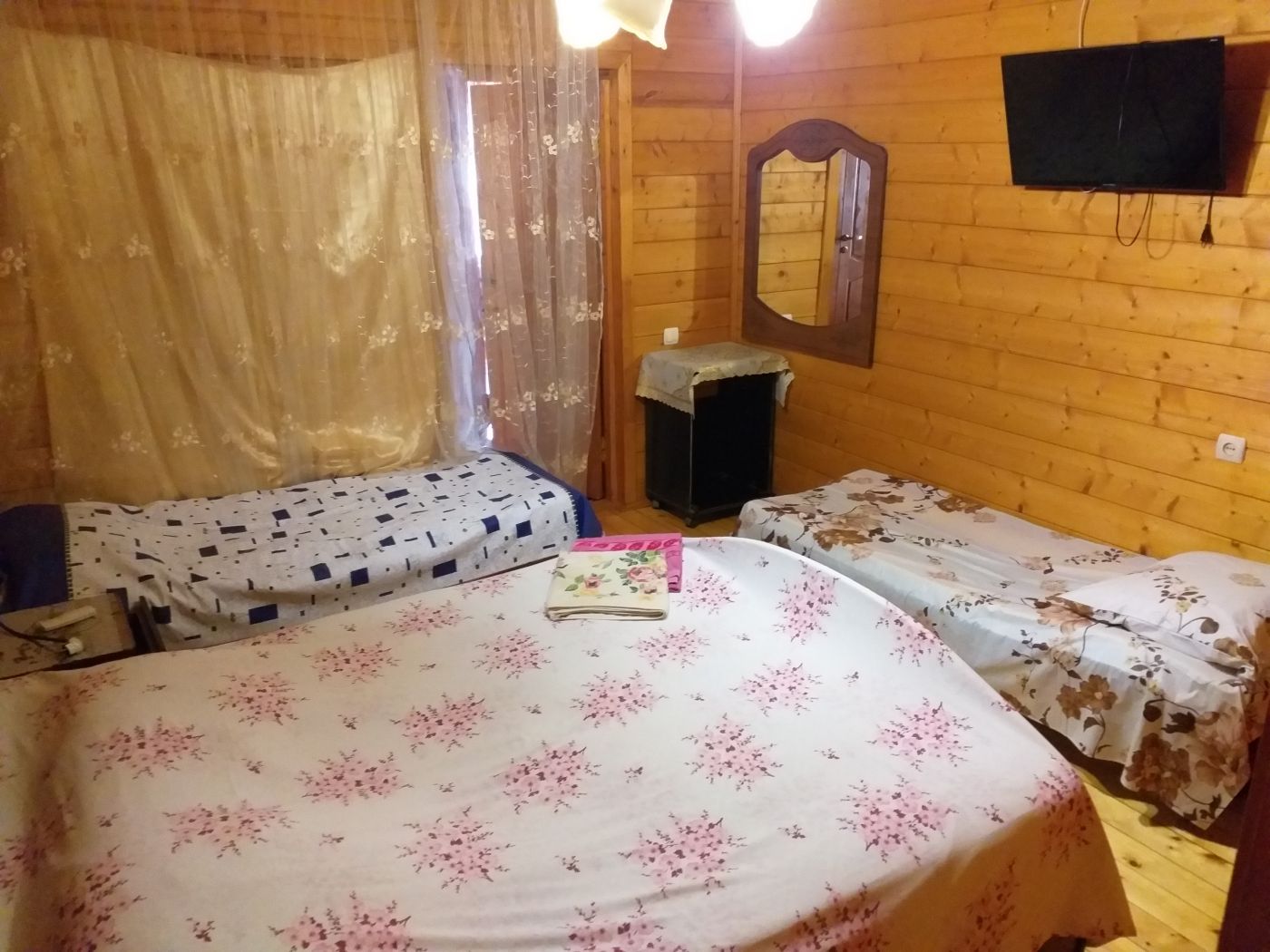 . Гостевой дом У Ирины. Пицунда