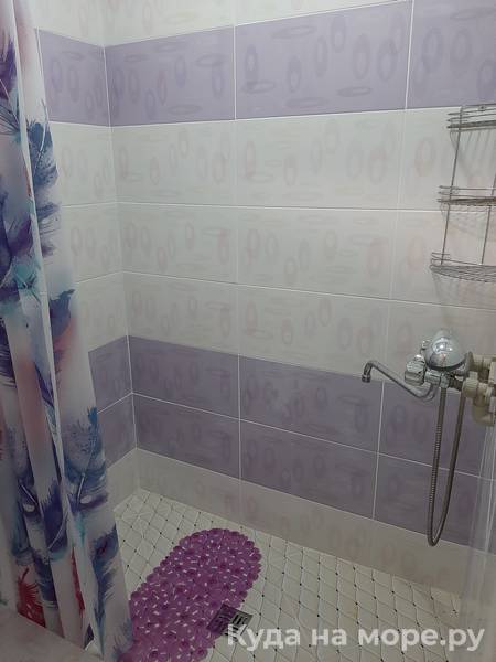 Номер «Эконом». Отель Дача художников. Гагра